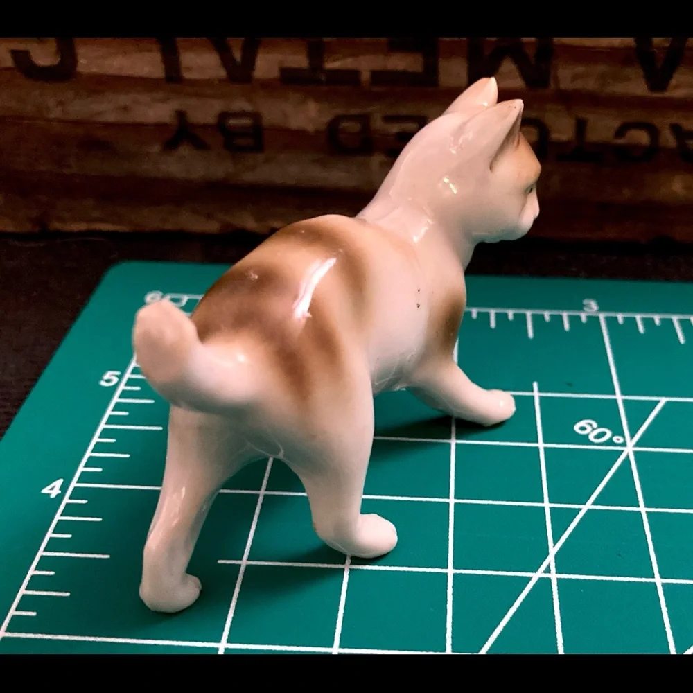 Vintage Mid Century Porcelain Cat And Kitten Figures Made In Japan & Germany